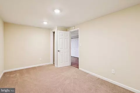 Bedroom - 1003 Mastline Dr, Annapolis, MD 21401 photo 2 of 3