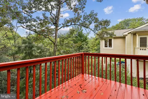 Exterior - 1003 Mastline Dr, Annapolis, MD 21401 photo 10 of 15