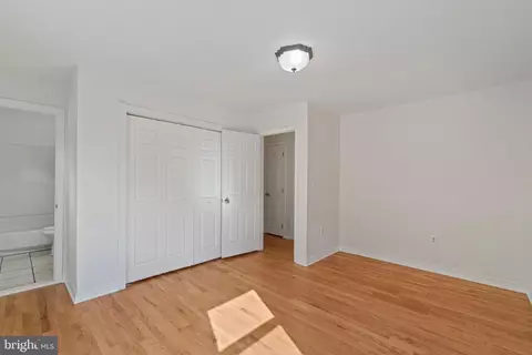 210 Oak Dr, Pasadena, MD 21122 photo 26