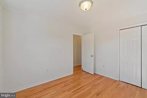 210 Oak Dr, Pasadena, MD 21122 photo 24