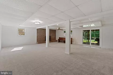 210 Oak Dr, Pasadena, MD 21122 photo 15