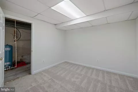 210 Oak Dr, Pasadena, MD 21122 photo 20