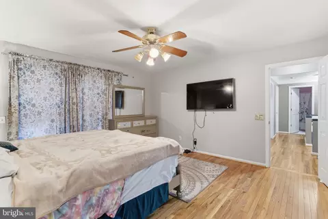 Bedroom - 3522 Forest Haven Dr, Laurel, MD 20724 photo 4 of 10