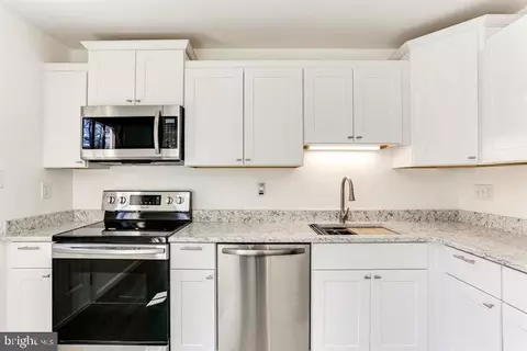 Kitchen - 8639 Cobscook Harbour, Pasadena, MD 21122 photo 3 of 3