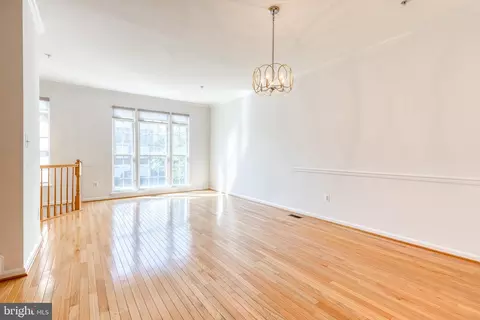 Living - 1217 Birchleaf Ct, Crofton, MD 21114 photo 3 of 7