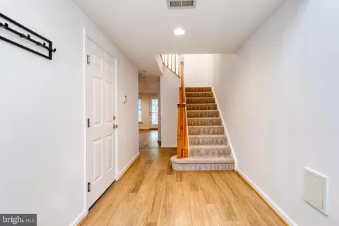 Entry Way - 1217 Birchleaf Ct, Crofton, MD 21114 photo 1 of 2