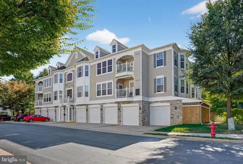 901 Noah Winfield Ter #102, Annapolis, MD 21409