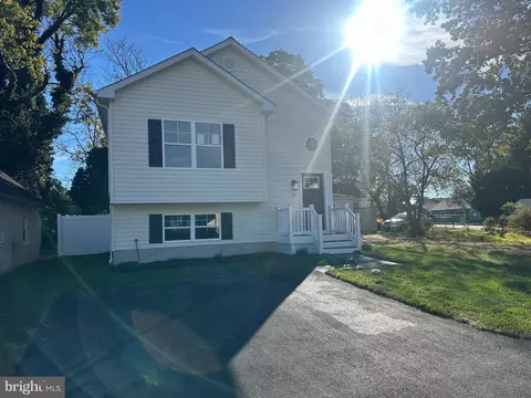 98 Forest Rd, Glen Burnie, MD 21060