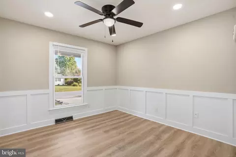 Other - 508 Harbor Dr, Annapolis, MD 21403 photo 2 of 9