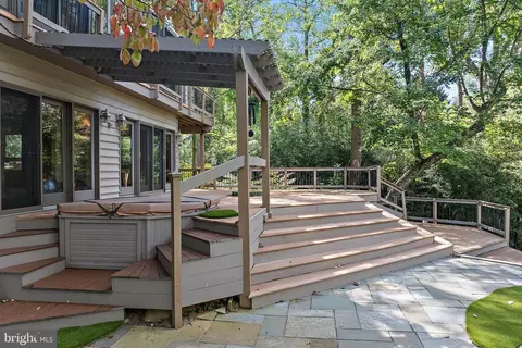 Exterior - 1534 Circle Dr, Annapolis, MD 21409 photo 5 of 7