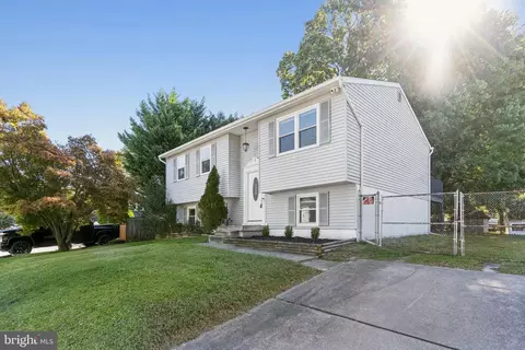 Exterior - 761 212th St, Pasadena, MD 21122 photo 2 of 4