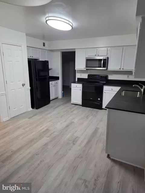 3551 Forest Haven Dr, Laurel, MD 20724 photo 9