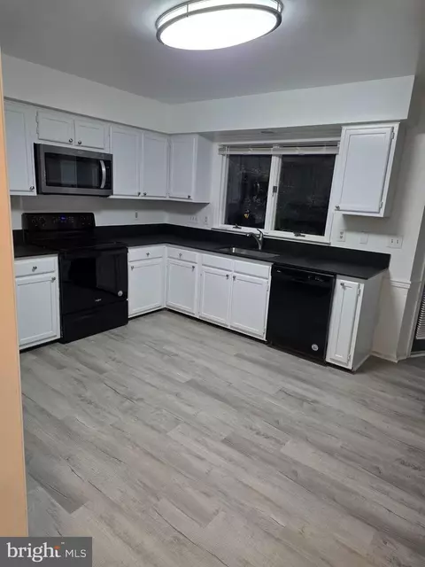 3551 Forest Haven Dr, Laurel, MD 20724 photo 11