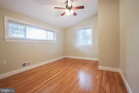 311 Sharon Dr, Pasadena, MD 21122 photo 22