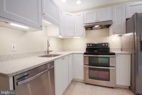 311 Sharon Dr, Pasadena, MD 21122 photo 26