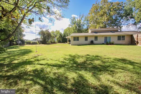 311 Sharon Dr, Pasadena, MD 21122 photo 41