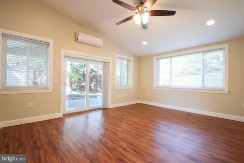 311 Sharon Dr, Pasadena, MD 21122 photo 13