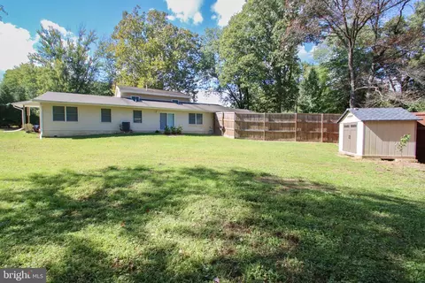 311 Sharon Dr, Pasadena, MD 21122 photo 40