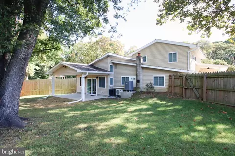 311 Sharon Dr, Pasadena, MD 21122 photo 3