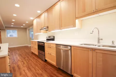311 Sharon Dr, Pasadena, MD 21122 photo 7
