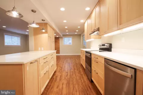 311 Sharon Dr, Pasadena, MD 21122 photo 6