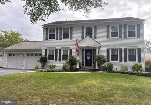 2305 Nantucket Dr, Crofton, MD 21114