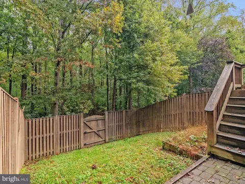 Exterior - 2604 Streamview Dr, Odenton, MD 21113 photo 10 of 17