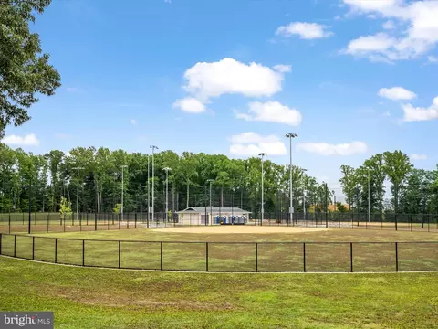 Exterior - 2604 Streamview Dr, Odenton, MD 21113 photo 11 of 17