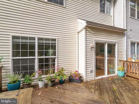 Exterior - 2604 Streamview Dr, Odenton, MD 21113 photo 8 of 17