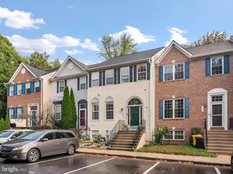 Exterior - 2604 Streamview Dr, Odenton, MD 21113 photo 3 of 17