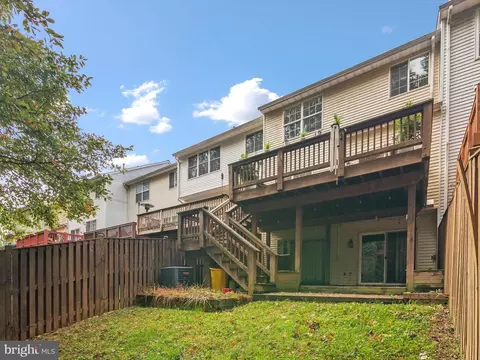 Exterior - 2604 Streamview Dr, Odenton, MD 21113 photo 4 of 17