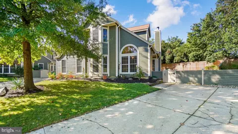 12 Skippers Ct, Annapolis, MD 21403
