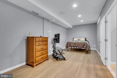 Bedroom - 1638 Carnoustie Dr, Pasadena, MD 21122 photo 6 of 6
