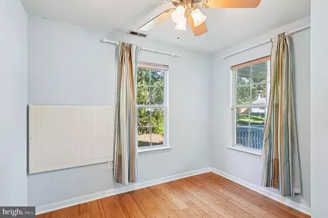 Bedroom - 575 6th St, Pasadena, MD 21122 photo 6 of 6