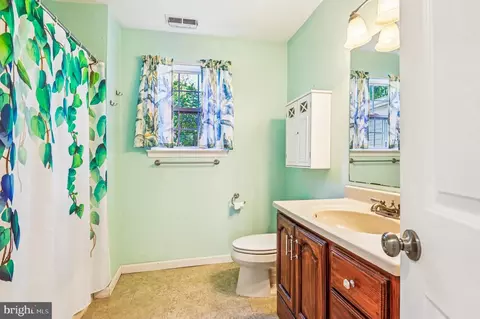 Bath - 575 6th St, Pasadena, MD 21122 photo 1 of 2