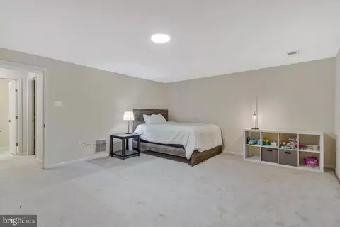 Bedroom - 2564 Log Mill Ct, Crofton, MD 21114 photo 3 of 3
