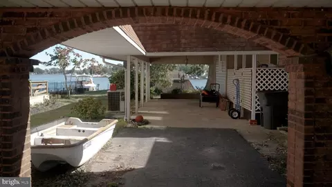 Exterior - 1919 Surf Cir, Pasadena, MD 21122 photo 5 of 6