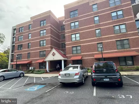 602 Mckinsey Park Dr #406, Severna Park, MD 21146