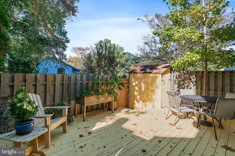 8 Rockwell Ct, Annapolis, MD 21403