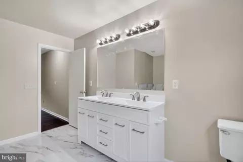 Entry Way - 407 Lily Brook Ct, Pasadena, MD 21122 photo 1 of 1