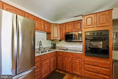 Kitchen - 98 Pine Dr, Annapolis, MD 21403 photo 1 of 3