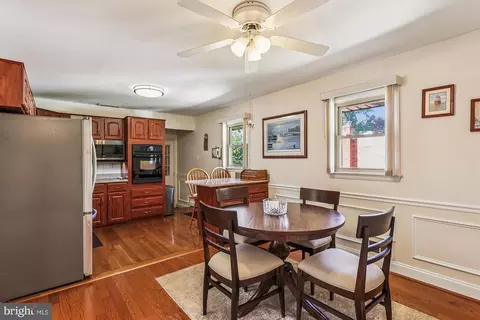 Dining - 98 Pine Dr, Annapolis, MD 21403 photo 1 of 2