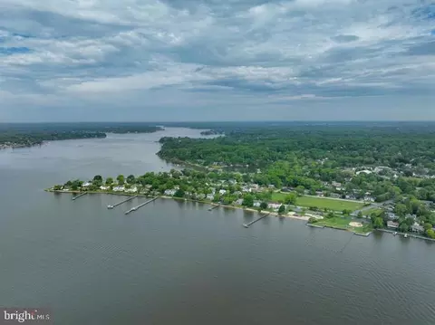 View/Area - 98 Pine Dr, Annapolis, MD 21403 photo 2 of 7
