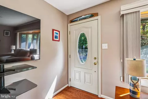 Entry Way - 98 Pine Dr, Annapolis, MD 21403 photo 1 of 1