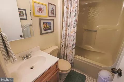 8425 Bussenius Rd, Pasadena, MD 21122 photo 29