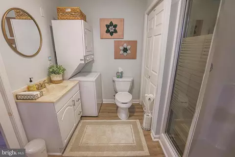 8425 Bussenius Rd, Pasadena, MD 21122 photo 12