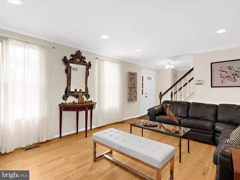8230 Olney Ct, Pasadena, MD 21122 photo 6