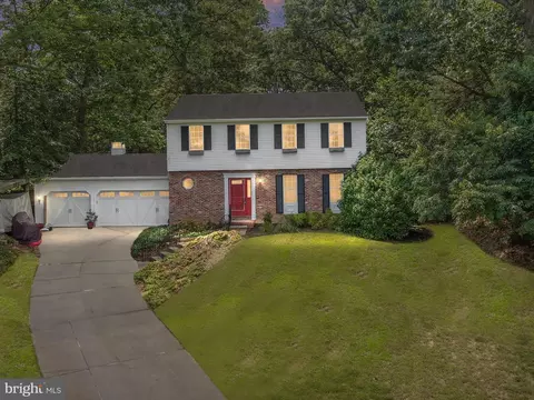 8230 Olney Ct, Pasadena, MD 21122