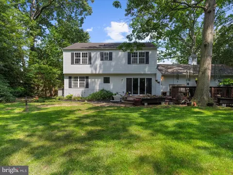 8230 Olney Ct, Pasadena, MD 21122 photo 38
