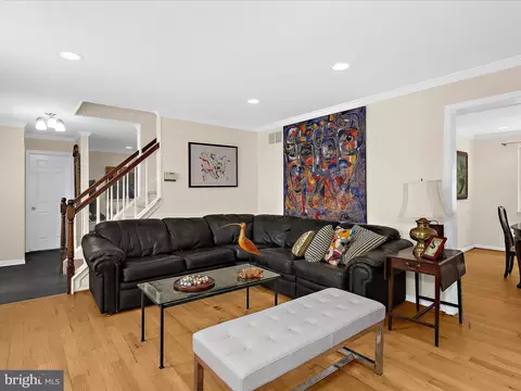 8230 Olney Ct, Pasadena, MD 21122 photo 5